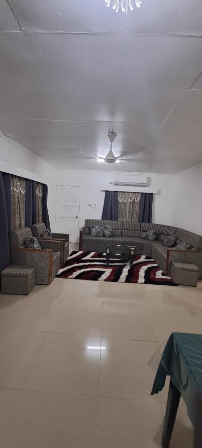 Abm Court Apartments Nadi Extérieur photo